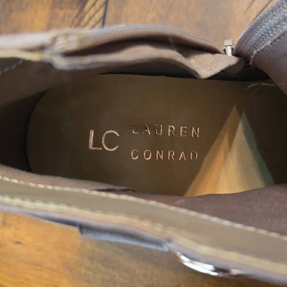 NWT LC Lauren Conrad Women's Gray Suede Heeled Boots SIZE 9.5 - Picture 2 of 7